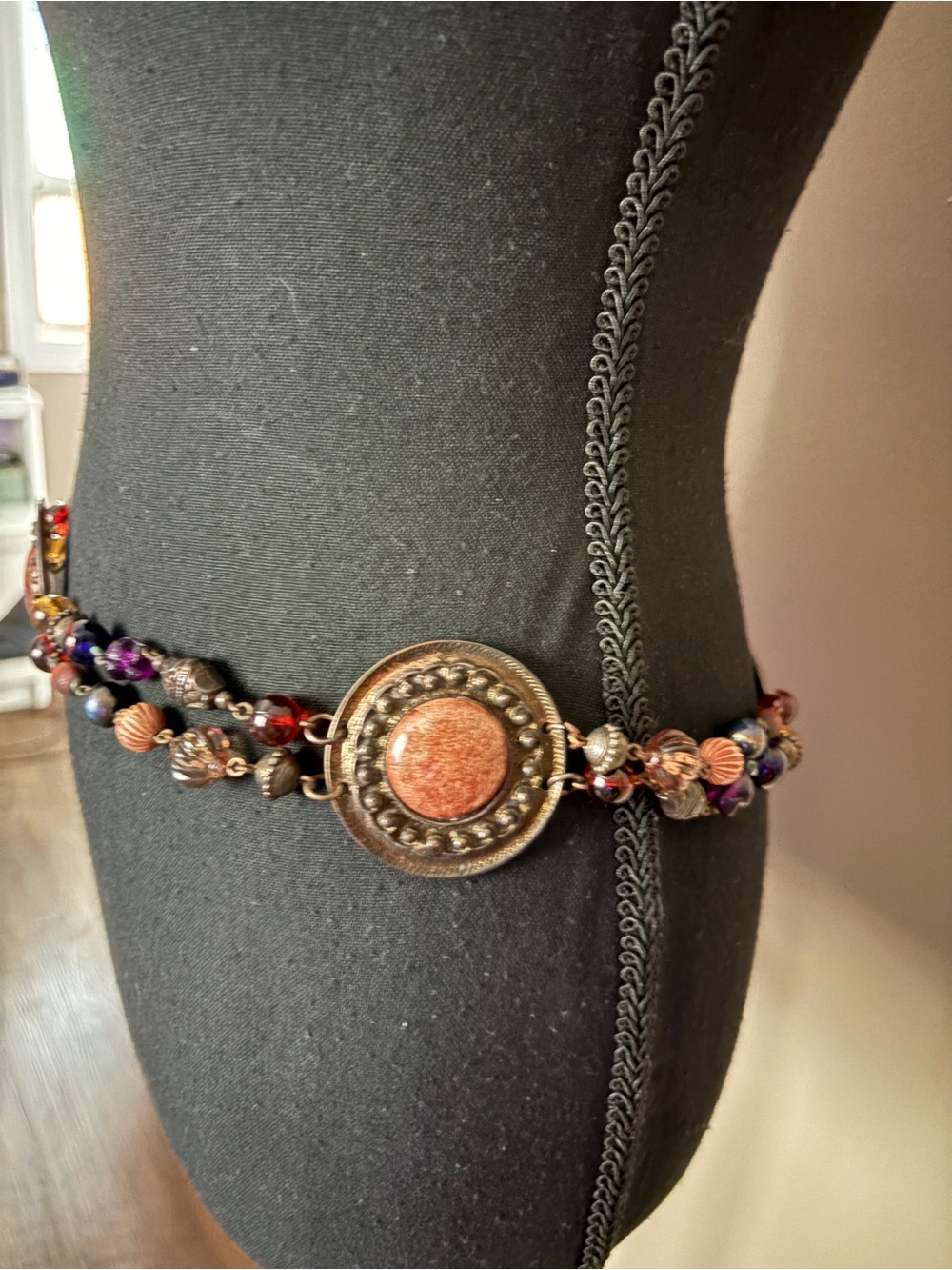 Vintage 90s The Limited medallion adjustable beaded chain belt  bronze boho EUC - Picture 3 of 15